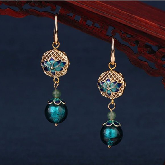 NEW 14K Gold Lotus Flower Earrings - Picture 12 of 16